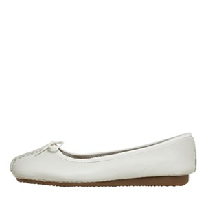 Clarks Womens Freckle Ice Ballet Flat Shoes White Leather