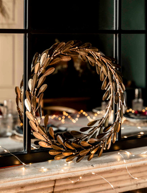 Cromwell Christmas Mistletoe Wreath D30cm - Steel, Brass Finish