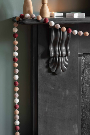 Southwold Pom Pom Christmas Garland Berry