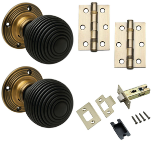 Queen Anne Reeded Internal Door Knob Pack - Natural Wood/Antique Brass - Hinges & Latch - Designer Levers