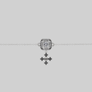 GRANDIOSE. Gothic Cubic Zirconia Cluster Collar - Silver