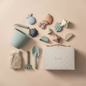 Luxe Box Gift Set / Yes / Yes Silicone Beach Toy Set (Ether)