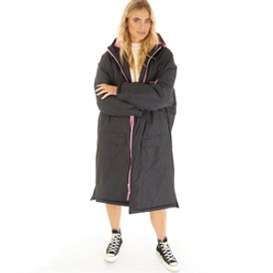 L'amore Couture Womens Luna Waterproof Changing Robe Black/Pink