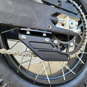 Lower Chain Guard Fin - CFMOTO 450MT | IBEX 450 24-26 - Black PC