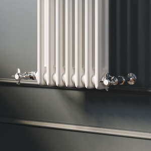 Signature Traditional - Chrome Radiator Valve Angled 15mm