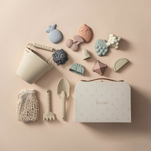 Luxe Box Gift Set / No / Yes Silicone Beach Toy Set (Beige)