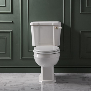 Milano Richmond - Traditional Close Coupled Toilet with Cistern and White Seat - Brushed Brass