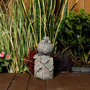 Robin on Post Statue | Bird on Post Stone Garden Ornament