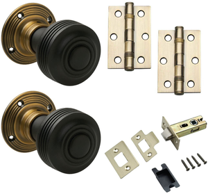 Edwardian Fluted Door Knob Internal Door Pack - Antique Brass/Natural Wood - Latch & Hinges - Designer Levers