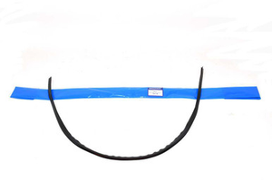 LR031186 - Top of Windscreen Moulding for Land Rover Discovery 3 & 4