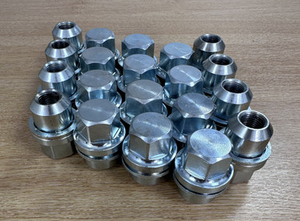RRD500560 - ANR2763MMM Heavy Duty Alloy Wheel Nut for Land Rover Defender, Discovery 1 and Range Rover Classic - Set of 20