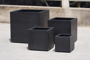 Polystone Contemporary Cube - Slate Black - 200 x 200 x 200 (H)mm