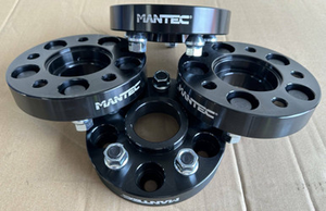 LR303B - Mantec Branded 30mm Black Alloy Wheel Spacers - For Range Rover from 2002, Range Rover Sport and Discovery 3, 4 and 5 - Also Fits Defender 2020 Onwards - Set of Four