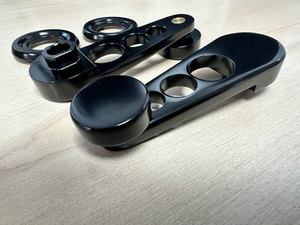 LRC2880 - Retro Window Winder Handles for Land Rover Defender - in Black Aluminium - Fits from 1994