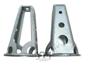 YRM473 - Pair of HDG Front Standard Height Heavy Duty Turrets – Land Rover Defender, Discovery 1 and Range Rover Classic