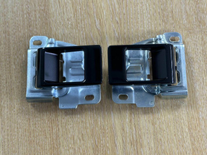 LRC2816 - Aluminium Interior Door Handles for Land Rover Defender - In Gloss Black - Comes as a Pair for Either Front or Rear Side Doors - Upgrade on Standard Handles