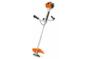 Petrol Strimmer With Star Blade
