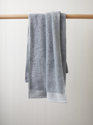 Oasis Bath Towel in Atlantic Blue