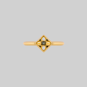 QUEST. Gothic Tracery Shell Ring - Gold - Gold / Small