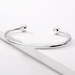Signature Silver Medium Solid Torque Bangle