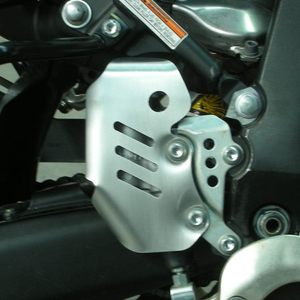 Master Cylinder Guard - Yamaha XT250 08-25 | WR250R 08-21 | WR250F 15-18 | WR450F 12-19 | YZ250F 14-17 | YZ450F 14-17 | YZ450FX 16-18