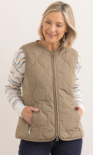 Anna Rose Quilted Collarless Gilet - Toffee