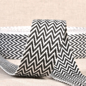 Sangle chevrons - Noir et blanc