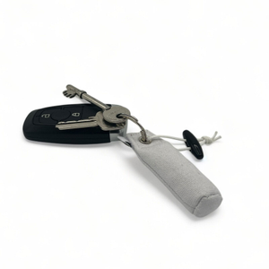 D&F Dummy Keyring - White