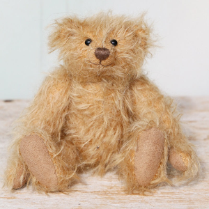 Octavius by Barbara-Ann Bears - 13cm