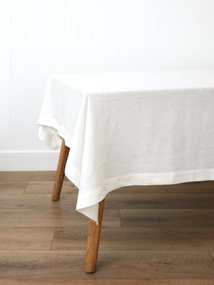 Loft Linen Tablecloth in White