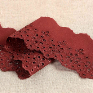 Broderie Anglaise fleurs festonnée Lily - Bordeaux
