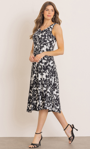 Floral Printed Sleeveless Dress - Black/White
