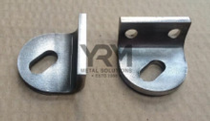 YRM1045D - Stainless Steel Rear Tailgate Rope Anchor Point for Land Rover Series and Defender