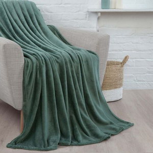 NICOLE DAY FLEECE Sage 150x180cm Throw