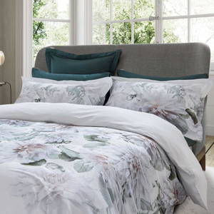 Clove Floral Duvet Cover SET, White