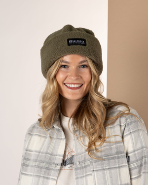 Iona  Beanie in Green