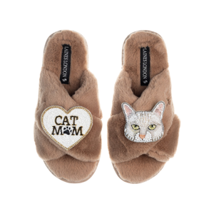 Classic Laines Slippers With Lily The White Domestic Shorthair Cat & Cat Mum / Mom Brooches - Toffee (M)