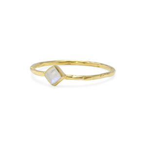 Dainty Gold Moonstone Ring (R (UK))