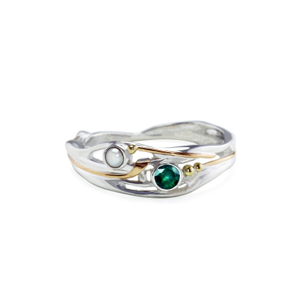 Sterling Silver Pearl & Emerald Ring (O (UK))