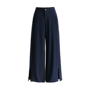 Wide Leg Trousers With Side Pleats And Split Hem In Navy (M)
