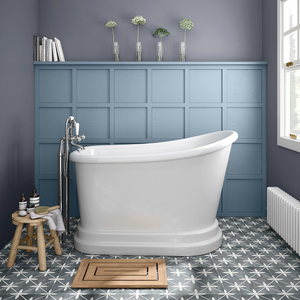 Chatsworth 1300 Short Roll Top Bath