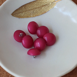 Bouton demi-sphère à queue - Fuchsia