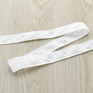 Broderie anglaise Romane - Blanc