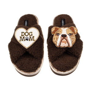Laines Neutral Boucle Slippers With Mr Beefy Bulldog & Dog Mum / Mom Brooches - Chocolate (XL)