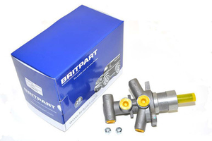 LR014570 - Brake Master Cylinder - Right Hand Drive - For Discovery 4 and Range Rover Sport 2009-2013