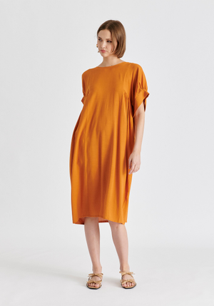 Relaxed Fit Dress with Back Bow Detail