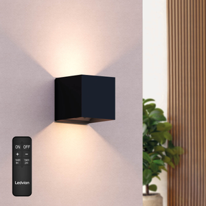 USB-C Rechargeable Wall Lamp – 2W – 150 Lumens – 2700K – IP44 – Wireless – 1300 mAh Battery – Aluminium - Black