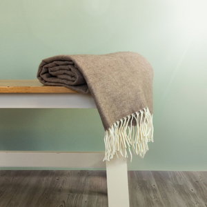 Como Wide Wool Throw - Brown