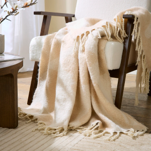 Meta Woven Jacquard Throw - Marshmallow