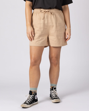 Lowen Womens Tencel Short in Beige